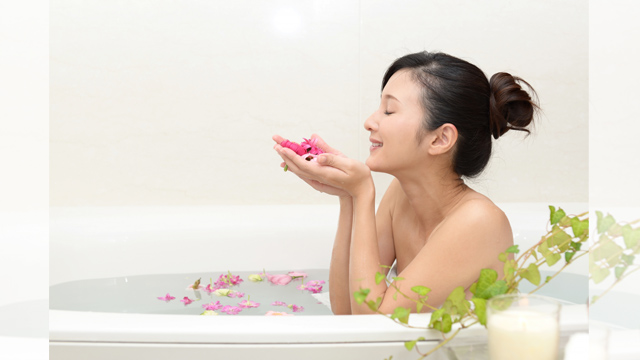 【温活習慣】冷えは老化のもと！入浴の美容効果とは
